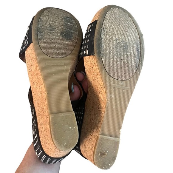 LUCKY BRAND women’s black studded Miller 2 Cork Wedge Sandals size 9 - Picture 6 of 6